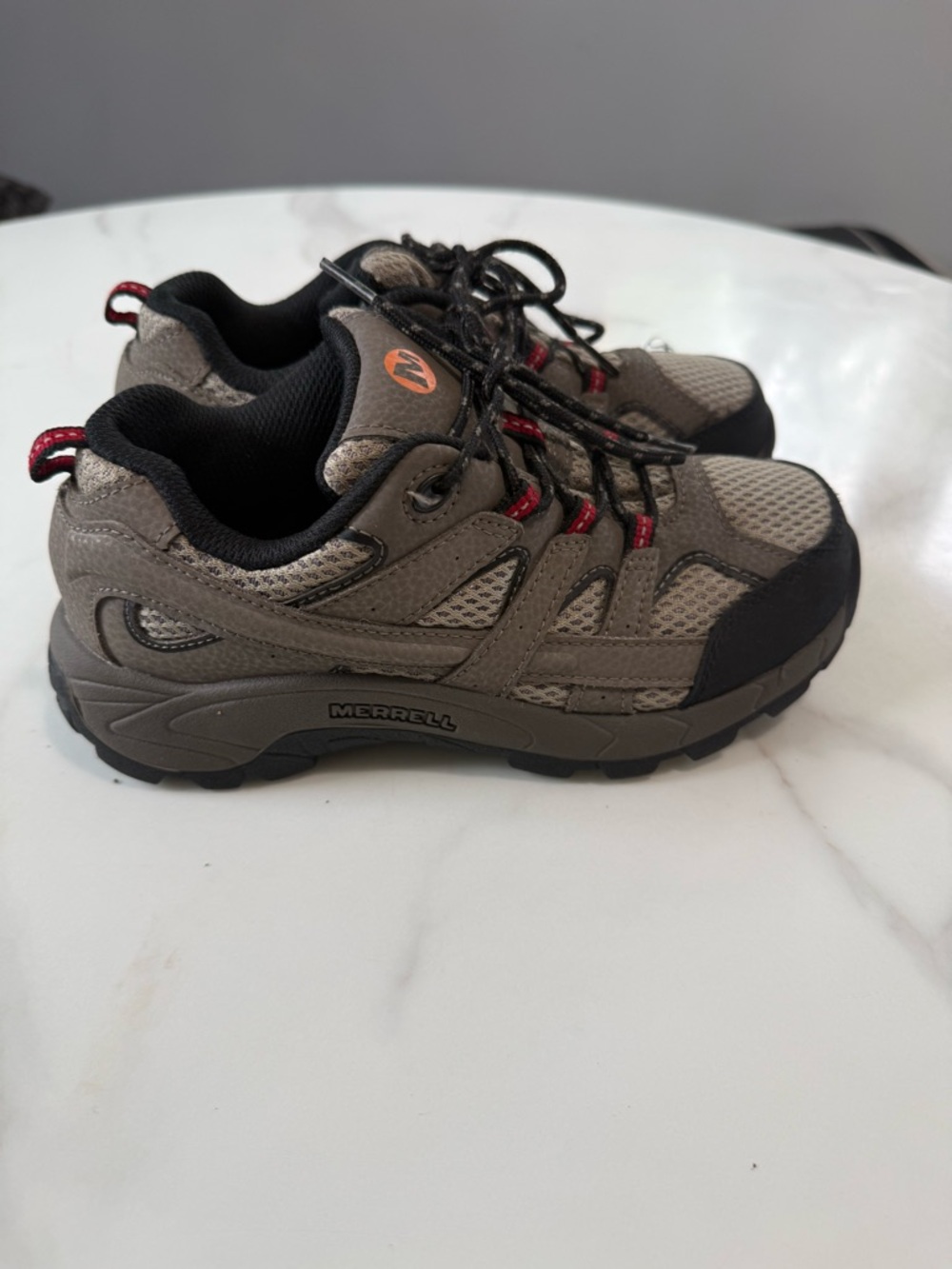 Merrell Kids Brown and Black Trail Sneakers with Red Accents